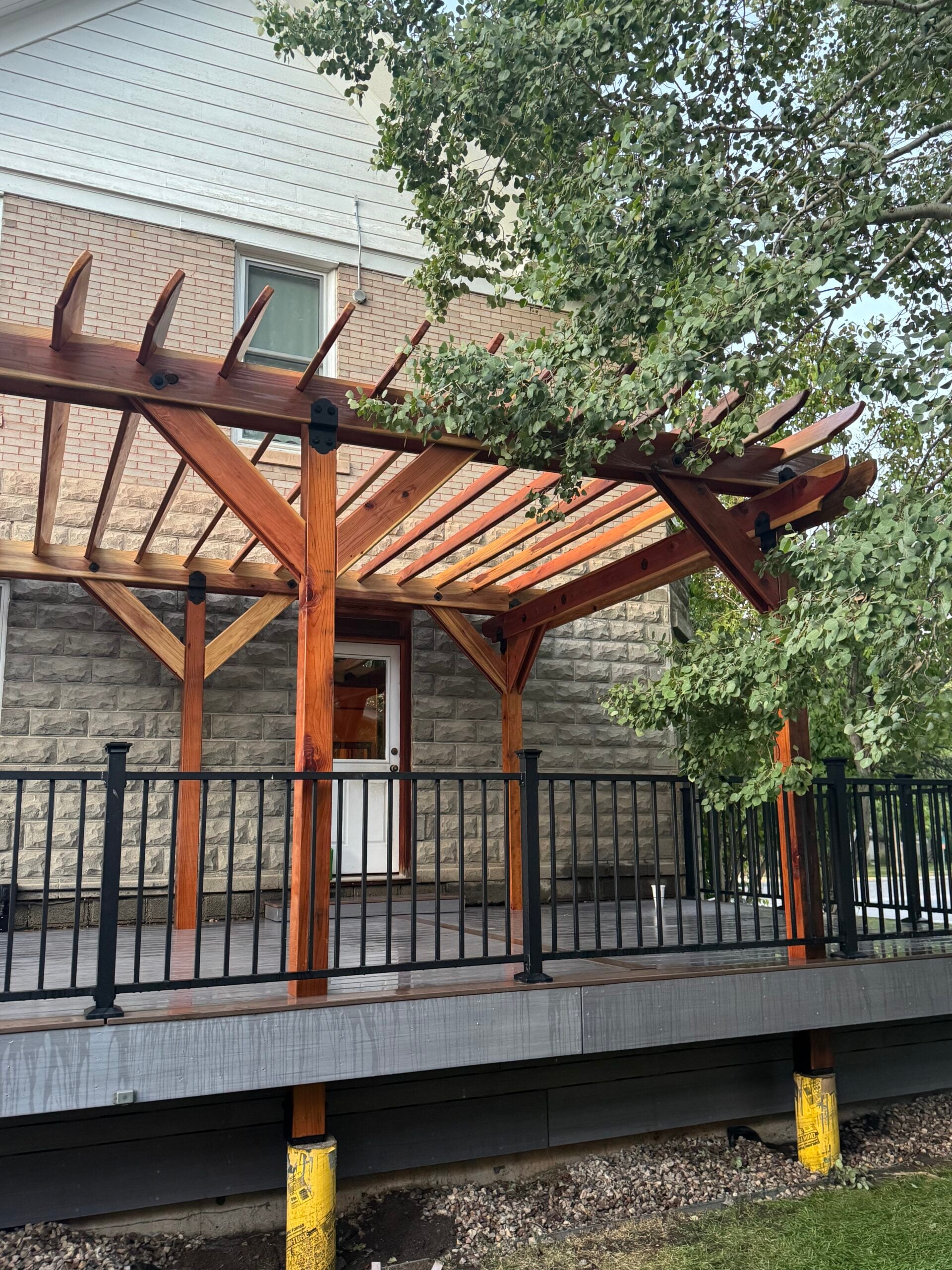 handcrafted-pergola (2)